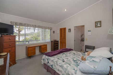 Photo of property in 1990 Long Bay Road, Coromandel, 3581