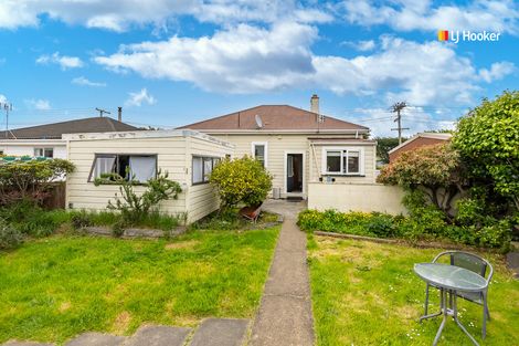Photo of property in 12 Kirkcaldy Street, South Dunedin, Dunedin, 9012
