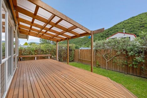Photo of property in 46 Beach Road, Waikawa, Picton, 7220