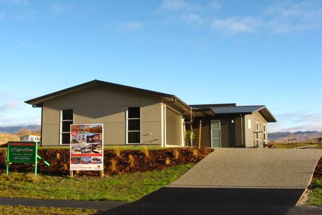 Photo of property in 57 Onslow Road, Lake Hayes, Queenstown, 9304