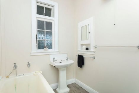 Photo of property in 58 Gordon Street, Dannevirke, 4930