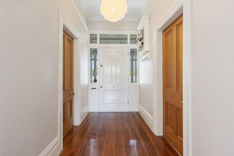 Photo of property in 8 Collins Street, Addington, Christchurch, 8024