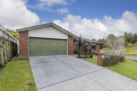 Photo of property in 5 Rotokare Crescent, Whalers Gate, New Plymouth, 4310