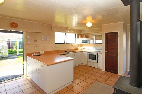 Photo of property in 39 Lowes Place, Solway, Masterton, 5810