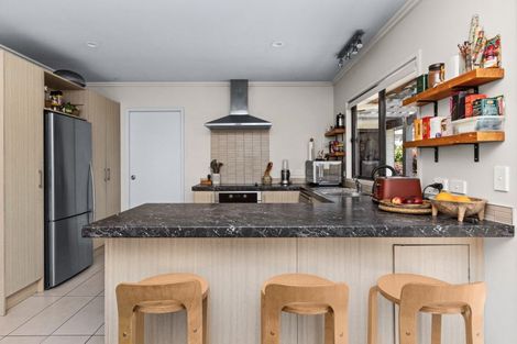 Photo of property in 15 Mcnaughton Place, Onekawa, Napier, 4110