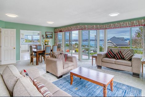 Photo of property in 9 Mariposa Crescent, Birkenhead, Auckland, 0626