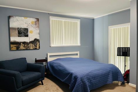 Photo of property in 21 Bleakhouse Road, Howick, Auckland, 2014