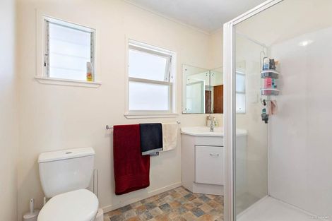 Photo of property in 2/84 Archers Road, Glenfield, Auckland, 0629