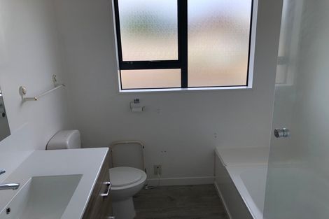 Photo of property in 1/29 Edwards Avenue, Henderson, Auckland, 0610