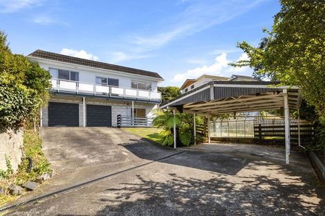 Photo of property in 3 Saint Hildas Glade, Tawa, Wellington, 5028