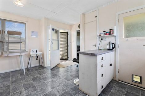 Photo of property in 15 Wharenui Road, Owhata, Rotorua, 3010