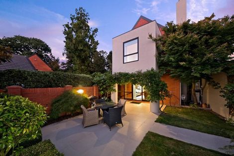 Photo of property in 1 Haineswood Lane, Sockburn, Christchurch, 8042