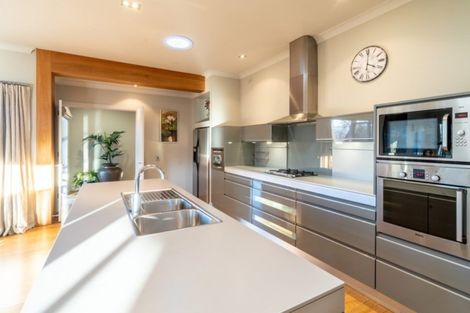 Photo of property in 5 Hollyhock Lane, Wanaka, 9305