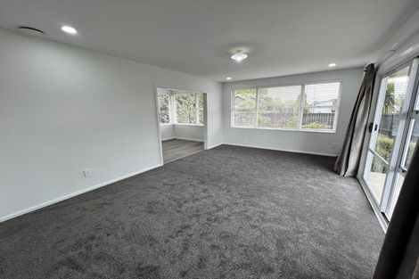 Photo of property in 16 Sarabande Avenue, Redwood, Christchurch, 8051