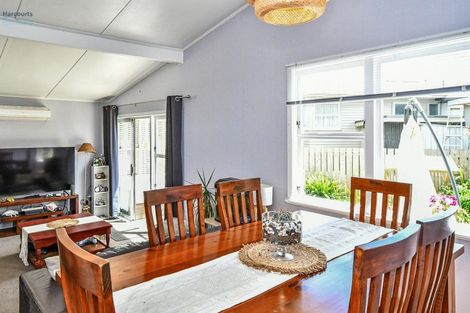 Photo of property in 182 Queen Street, Pukekohe, 2120