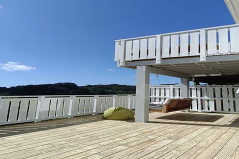 Photo of property in 14a Parklands Drive, Karori, Wellington, 6012