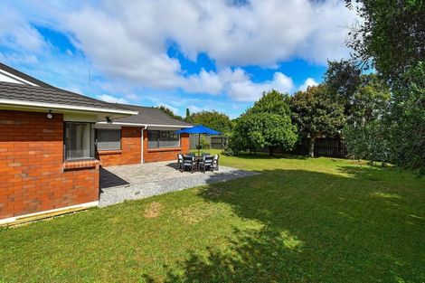 Photo of property in 3 Donegan Place, Conifer Grove, Takanini, 2112