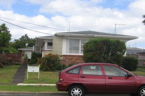 Photo of property in 2/1 Napoleon Avenue, Milford, Auckland, 0620