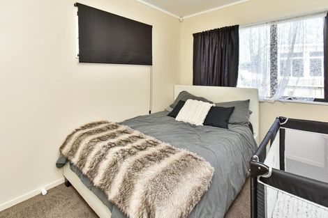 Photo of property in 60 Mckean Avenue, Manurewa, Auckland, 2102