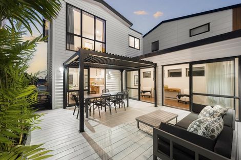 Photo of property in 144 Hobsonville Road, Hobsonville, Auckland, 0618