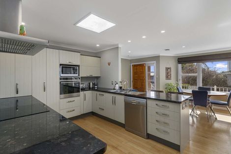 Photo of property in 22 Andrew Place, Otumoetai, Tauranga, 3110