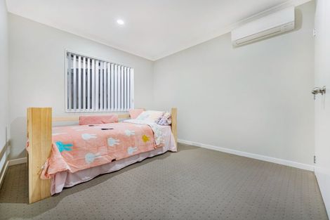 Photo of property in 20 Aditi Close, Massey, Auckland, 0614