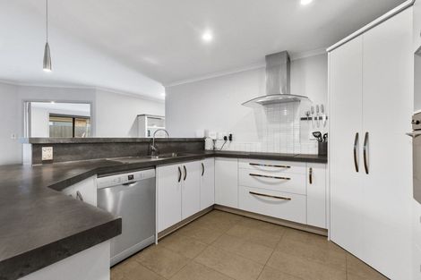 Photo of property in 4 Viking Lane, Flagstaff, Hamilton, 3210