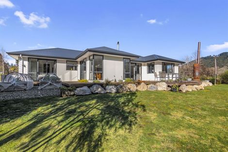 Photo of property in 929 Waiwhero Road, Ngatimoti, Motueka, 7196