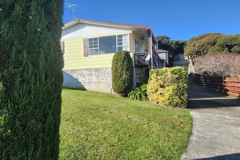 Photo of property in 17b Tweed Road, Papakowhai, Porirua, 5024