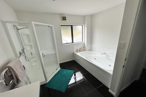 Photo of property in 10a Dalefield Drive, Cashmere, Christchurch, 8022