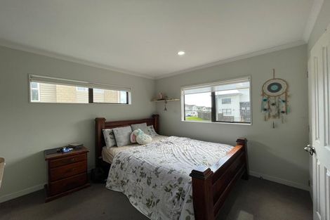 Photo of property in 39 Terrasini Drive, Flat Bush, Auckland, 2019