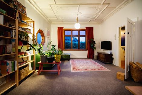 Photo of property in 25 Forfar Street, Clyde Hill, Dunedin, 9011