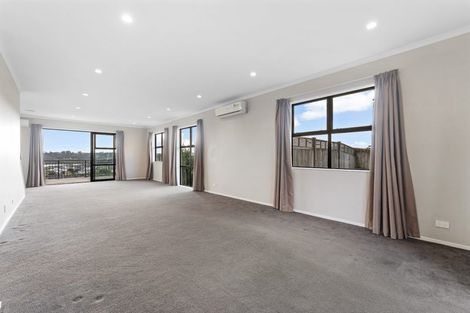 Photo of property in 11 Mauku Lane, Greenhithe, Auckland, 0632