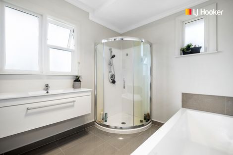 Photo of property in 9 Mcgeorge Avenue, Mornington, Dunedin, 9011