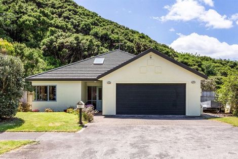 Photo of property in 102 Ayton Drive, Whitby, Porirua, 5024