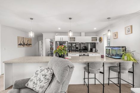 Photo of property in 6 Ormandy Court, Amberley, 7410