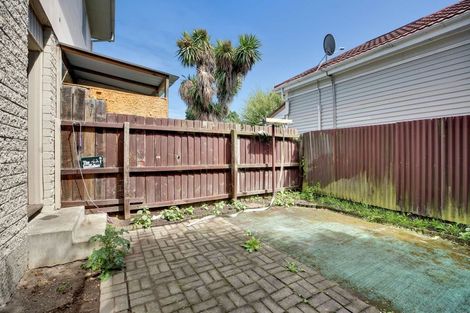 Photo of property in 2/35 Parlane Street, Addington, Christchurch, 8024