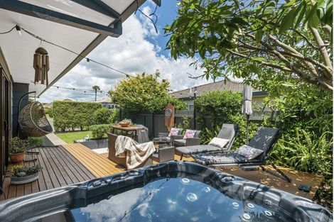 Photo of property in 11 Brinkley Road, Otumoetai, Tauranga, 3110