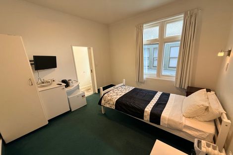 Photo of property in Carillion/the Knoll, 33 Thompson Street, Mount Cook, Wellington, 6011