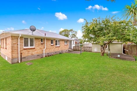 Photo of property in 66a Sutton Crescent, Papakura, 2110