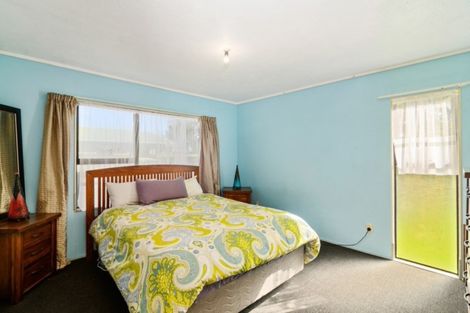 Photo of property in 37 Tennyson Drive, Owhata, Rotorua, 3010