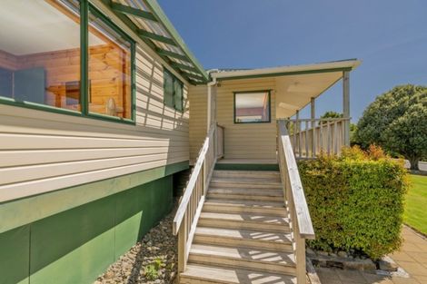 Photo of property in 86 Hahei Beach Road, Hahei, Whitianga, 3591