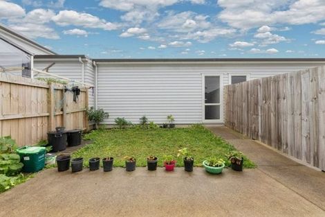 Photo of property in 41 Hollowout Street, Takanini, 2112