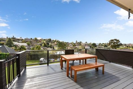 Photo of property in 8 Vincent Place, Dinsdale, Hamilton, 3204