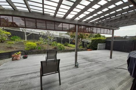 Photo of property in 20 Oban Road, Browns Bay, Auckland, 0630