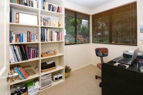 Photo of property in 9a Grassways Avenue, Pakuranga, Auckland, 2010