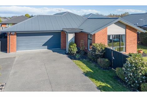 Photo of property in 9 Taiwhenua Street, Rangiora, 7400