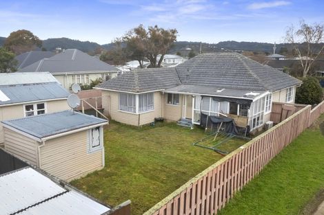 Photo of property in 22 Sandford Street, Trentham, Upper Hutt, 5018