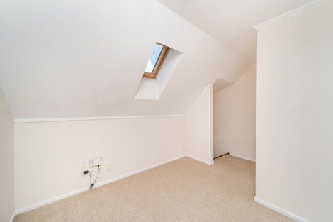 Photo of property in 126 John F Kennedy Drive, Milson, Palmerston North, 4414