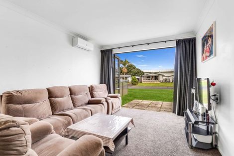 Photo of property in 4 Endeavour Close, Whitianga, 3510